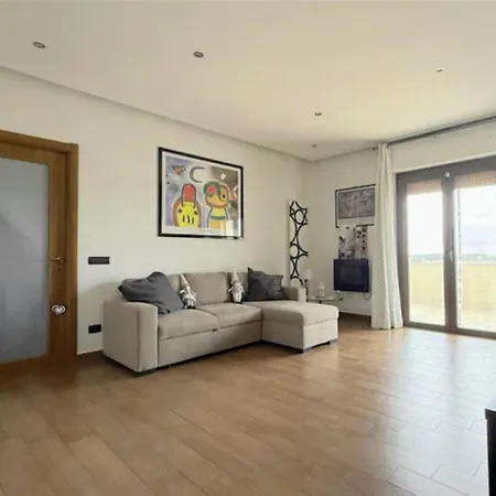 Apartament Elegante A *